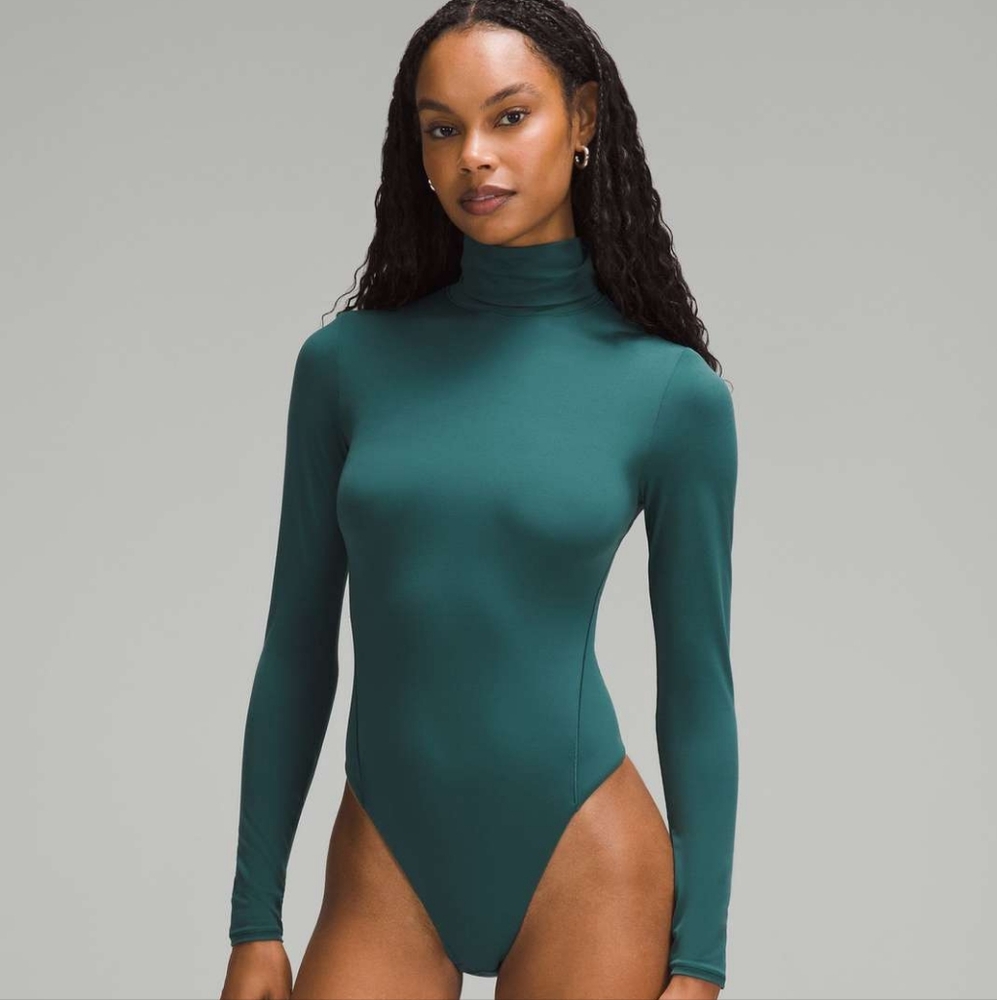 Lululemon Nulu Turtleneck Bodysuit Long Sleeve Thong Cut NWT Size XS (SMTL)